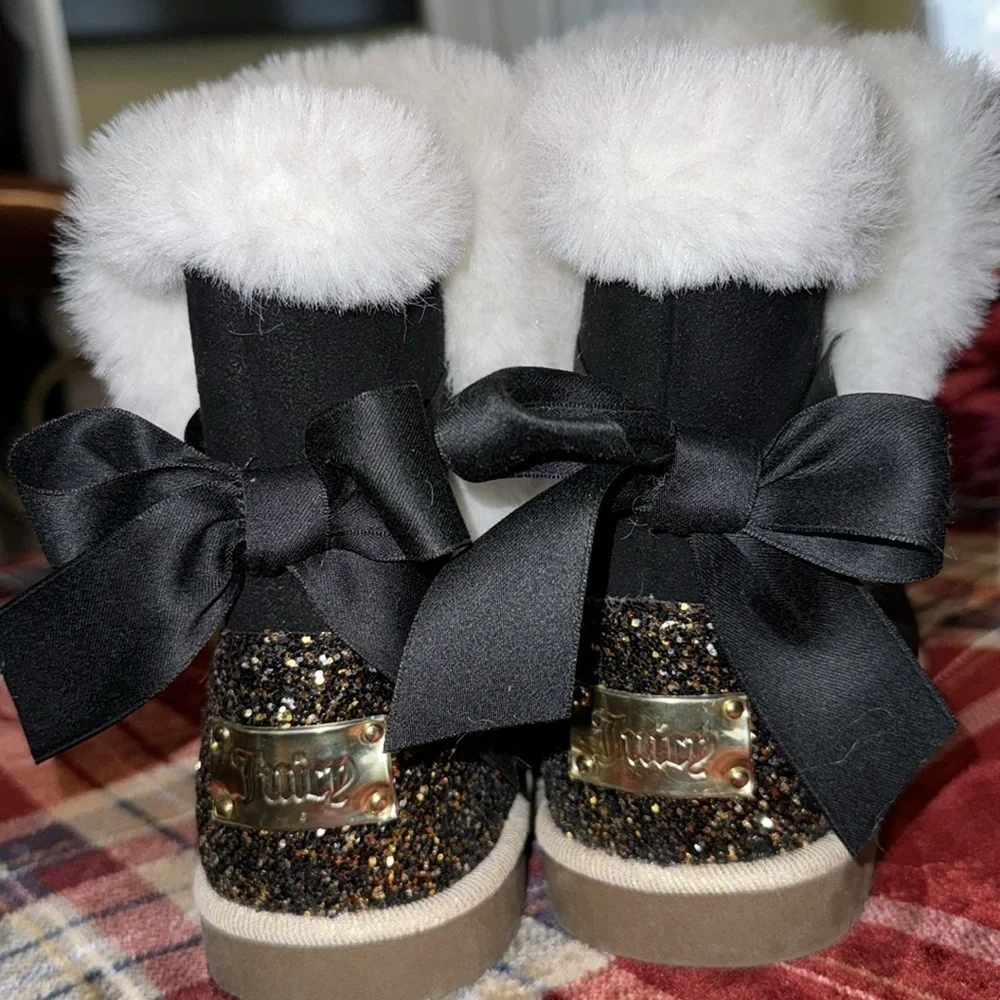 BRAND NEW JUICY COUTURE BOOTS